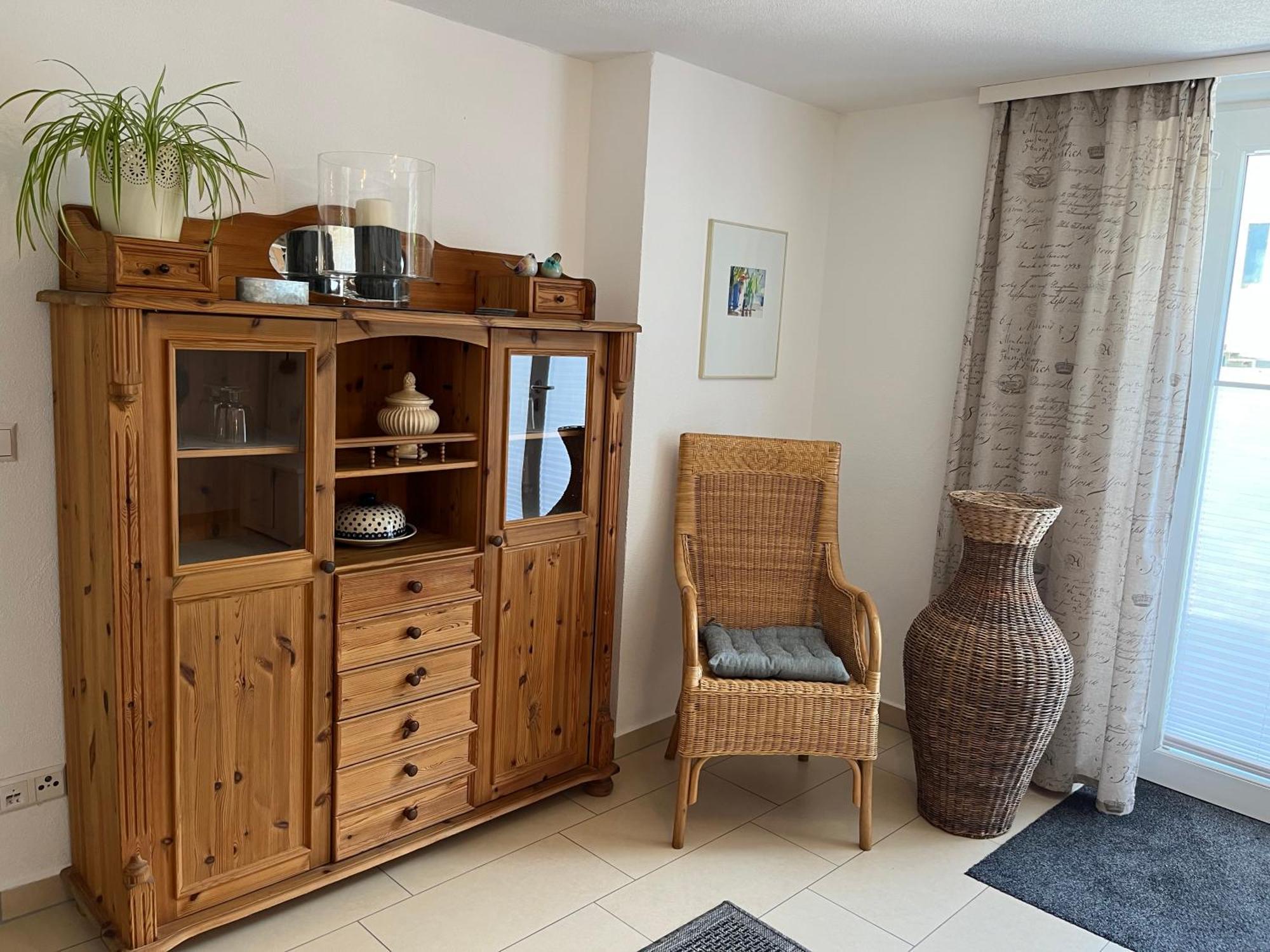Schoene Ferienwohnung 2,5 Zimmer In Stadtnaehe Mit Eigenem Hofgarten Балинген Экстерьер фото