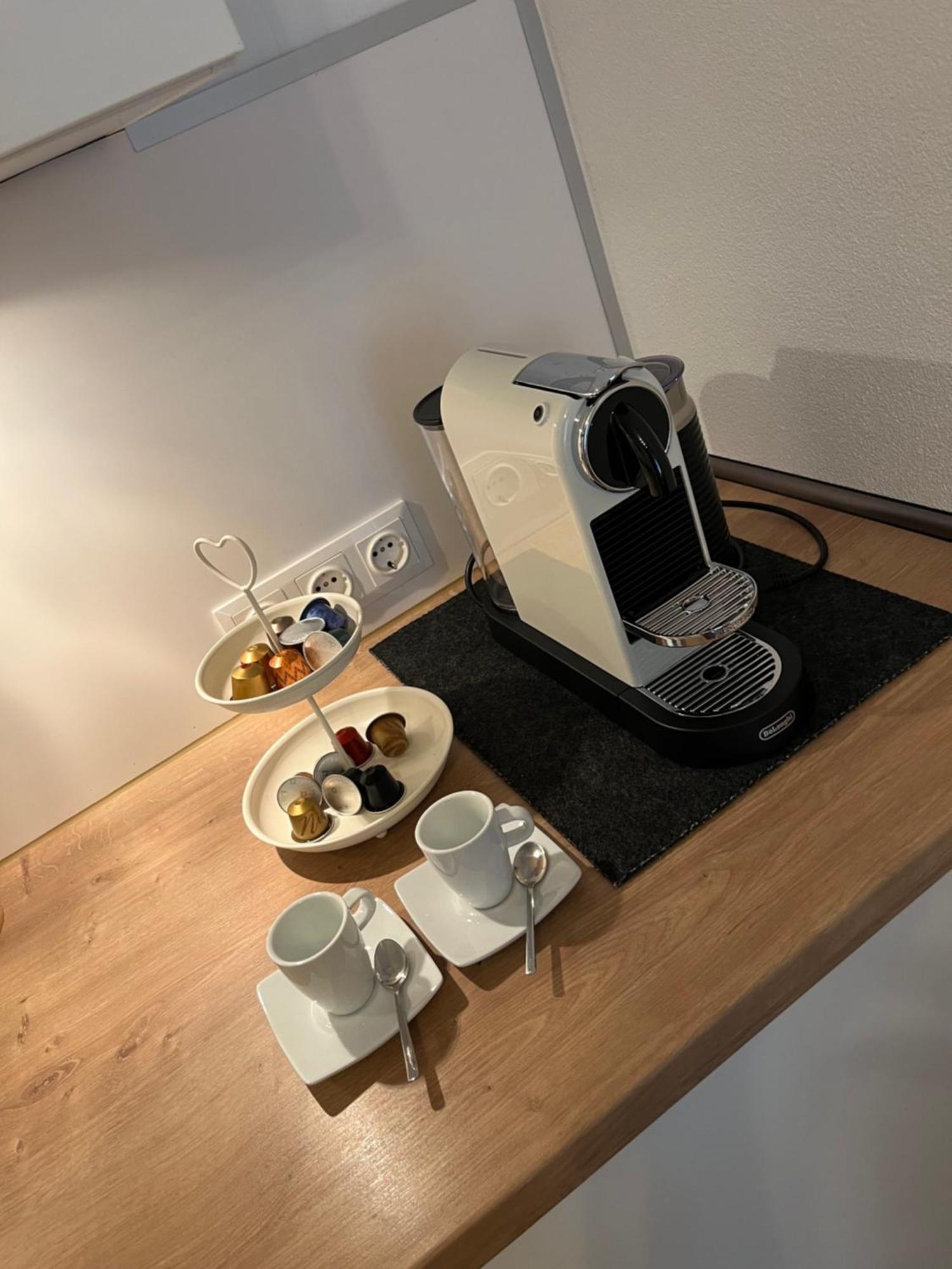 Schoene Ferienwohnung 2,5 Zimmer In Stadtnaehe Mit Eigenem Hofgarten Балинген Экстерьер фото