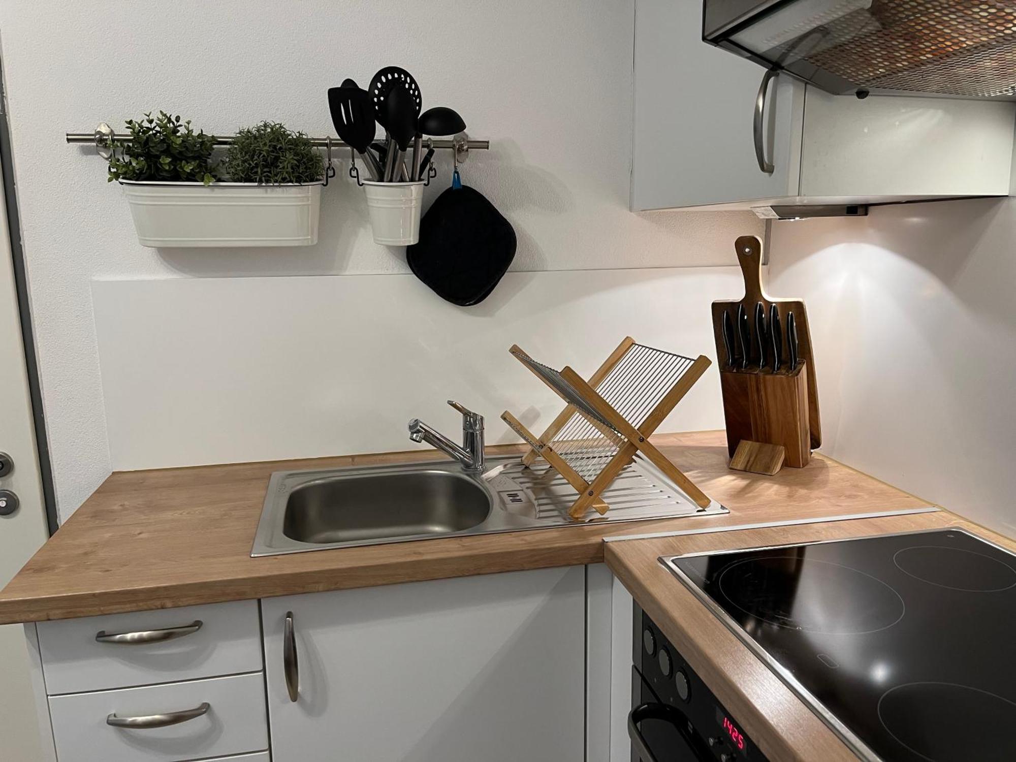 Schoene Ferienwohnung 2,5 Zimmer In Stadtnaehe Mit Eigenem Hofgarten Балинген Экстерьер фото